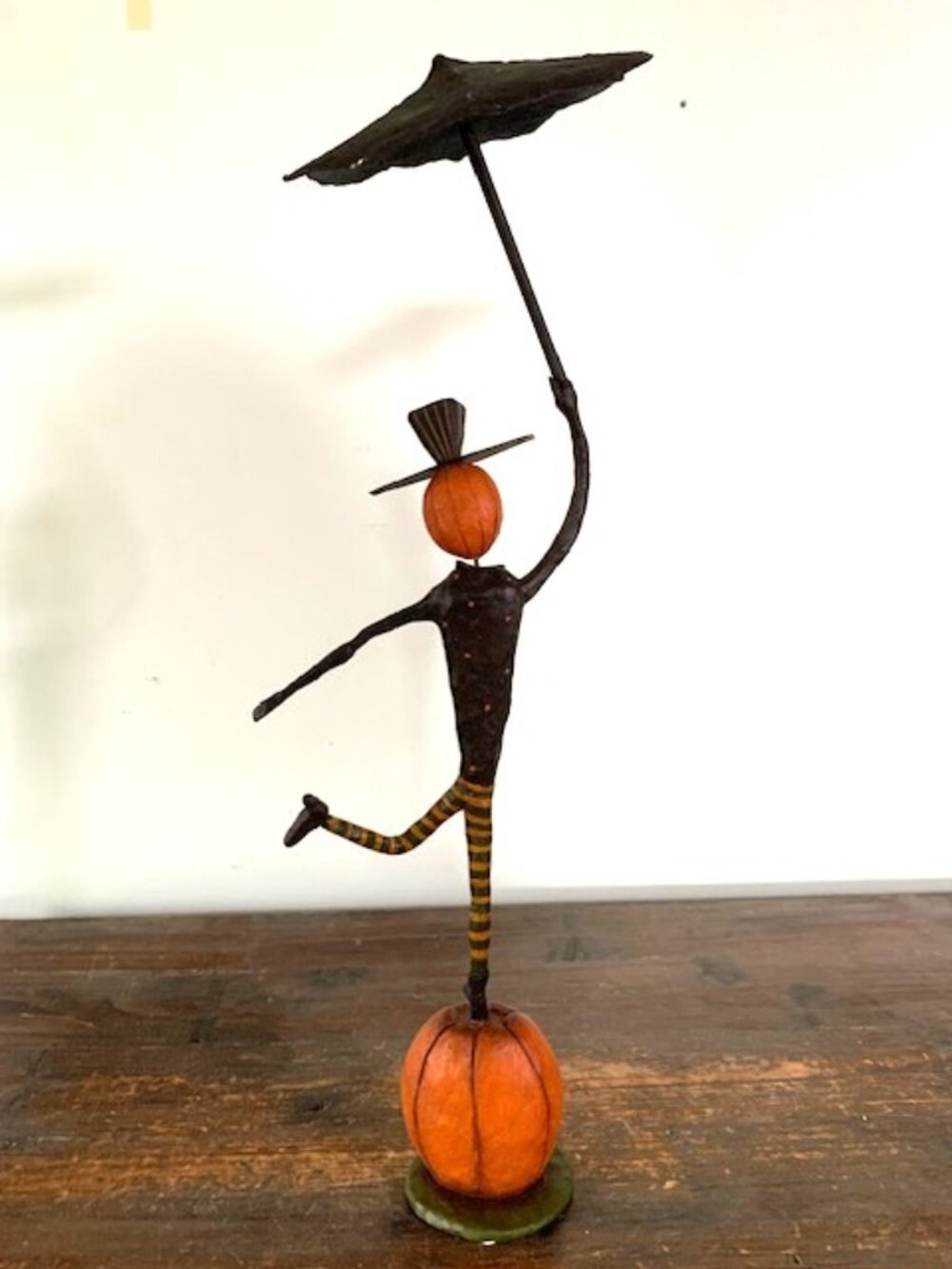 Lang August Moon Dancing Pumpkin Man Halloween Figure Dan Di Paolo 2003 - Picture 4 of 8
